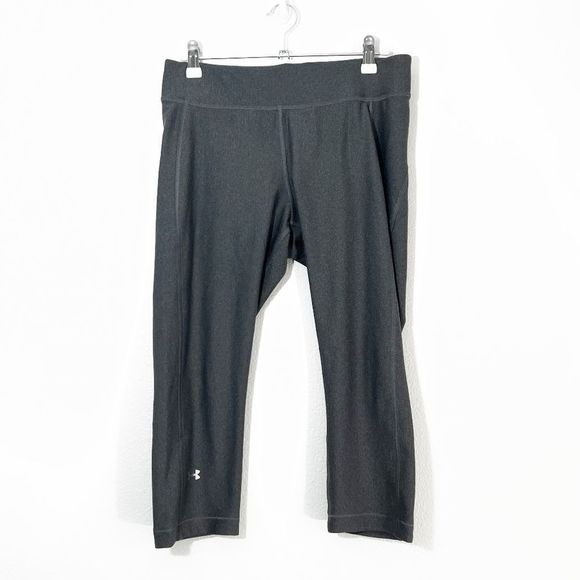 Under Armour Pants - Under Armour Heatgear Compression Cropped Leggings Women's Large Gray
